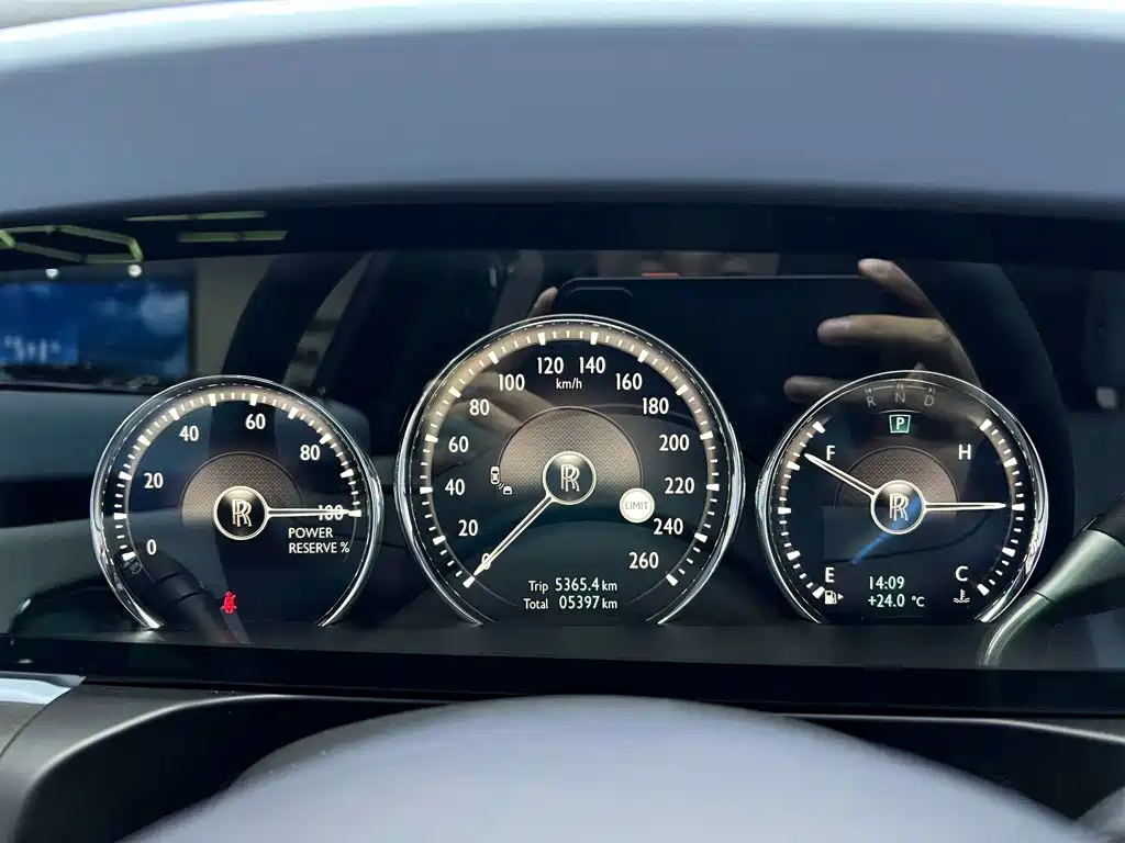 Rolls-Royce Ghost — миниатюра 17
