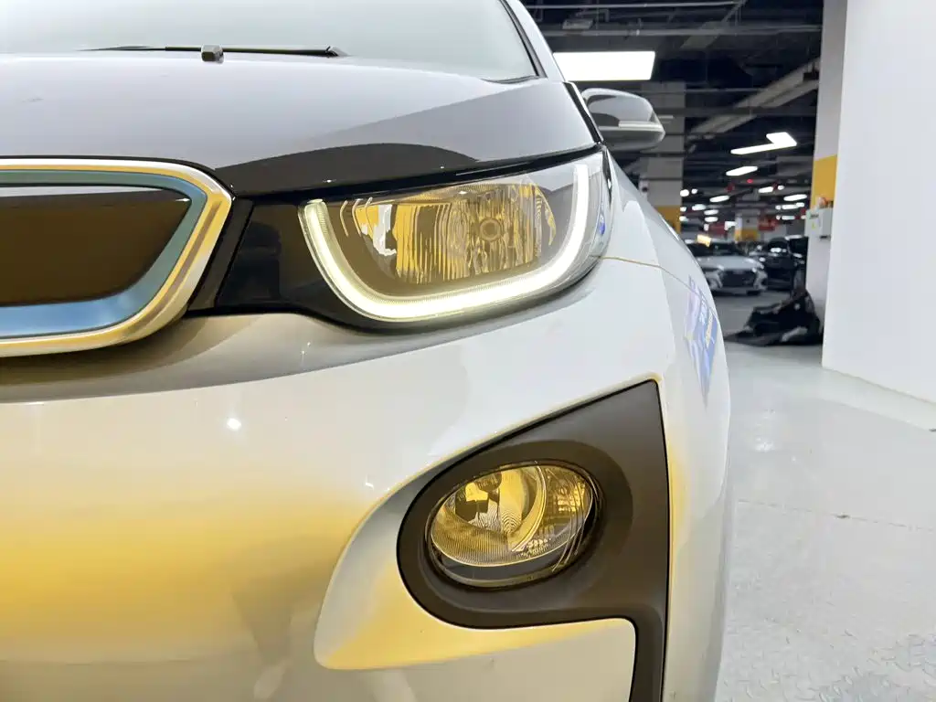 BMW i3 (Import) — миниатюра 8