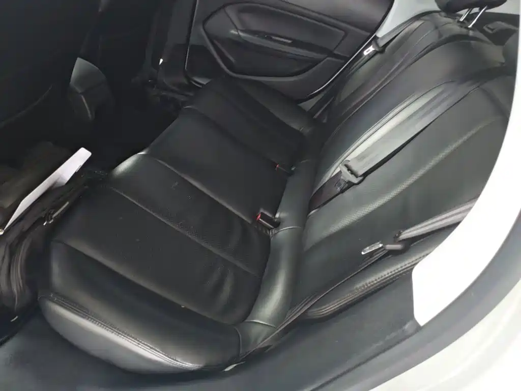 Peugeot 308 — миниатюра 17