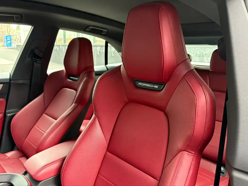 PORSCHE MACAN NEW ENERGY