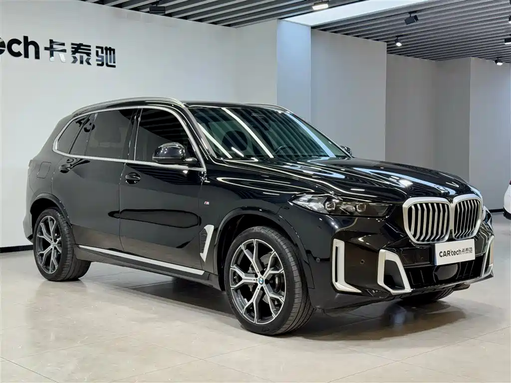 BMW X5 2023 xDrive 30Li Premium M Sport