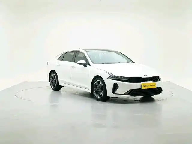 Kia K5 — миниатюра 4