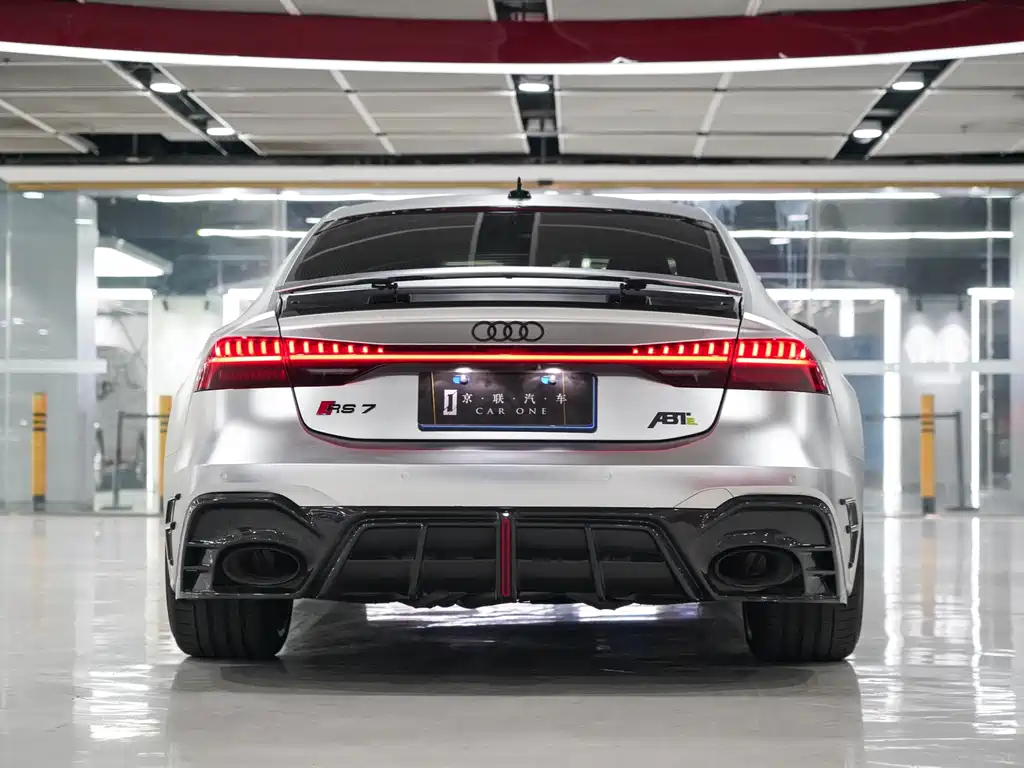 AUDI RS 7