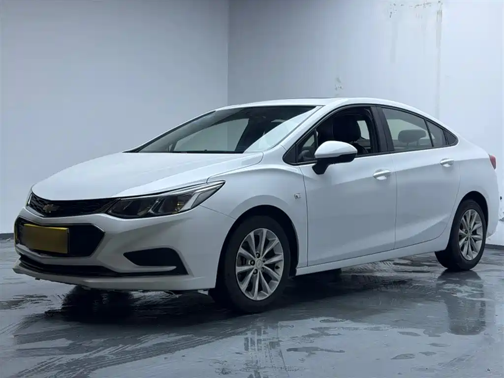 Купить Chevrolet Cruze