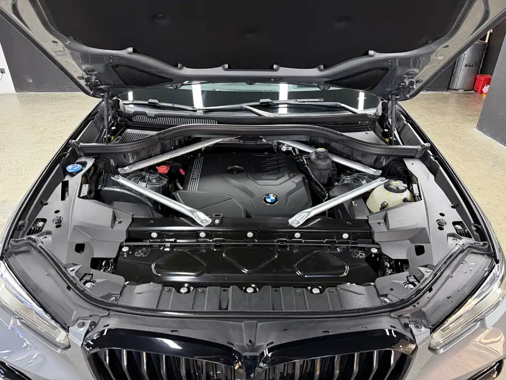 BMW X5 — миниатюра 26