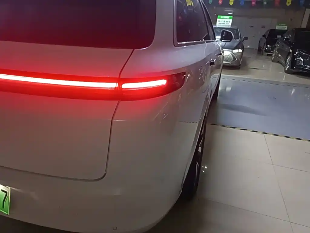Li Auto Li L7 — миниатюра 8