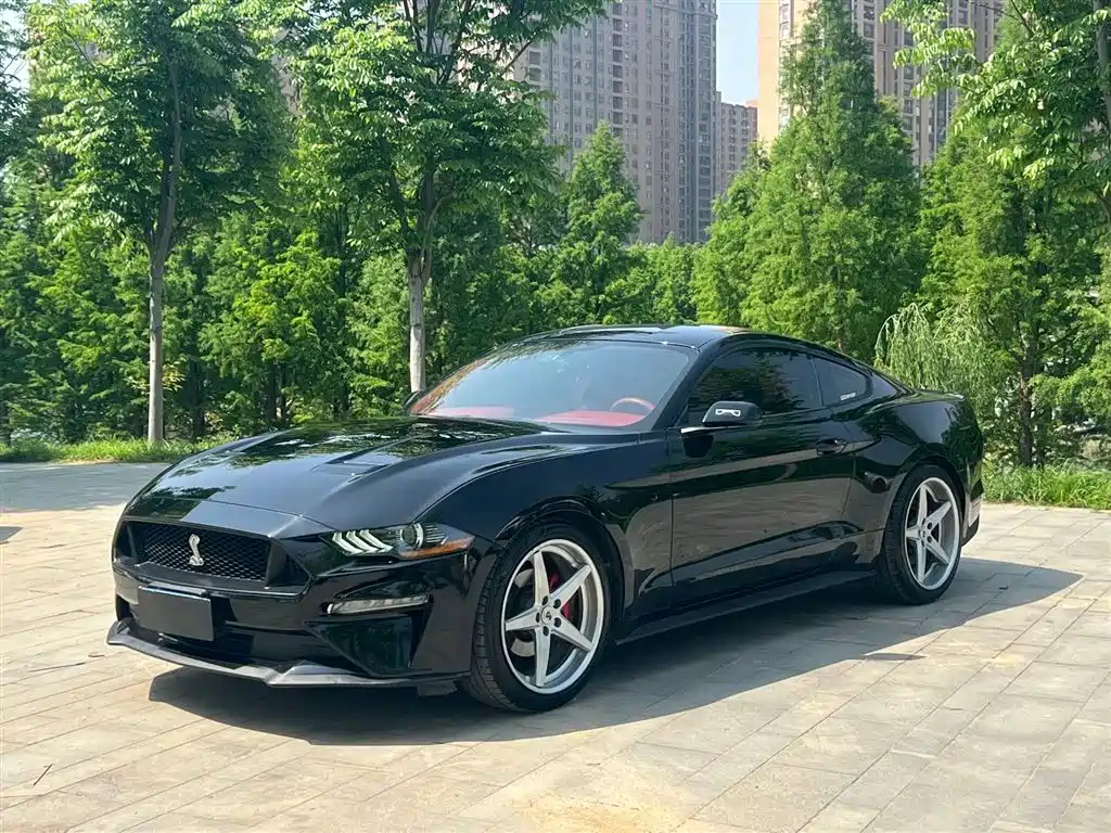 Купить Ford Mustang