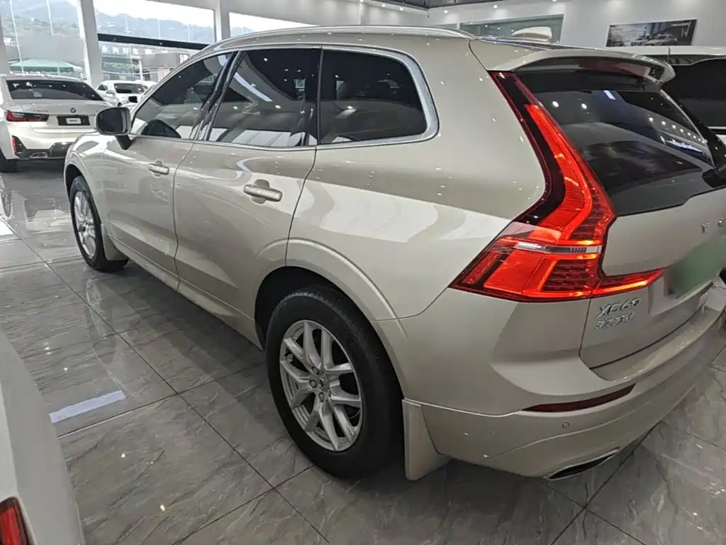 Volvo XC60 — миниатюра 5