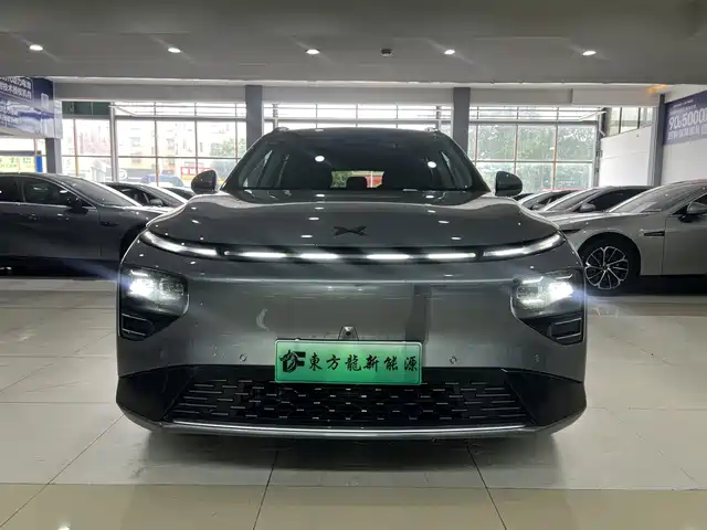 2022 Xpeng G9