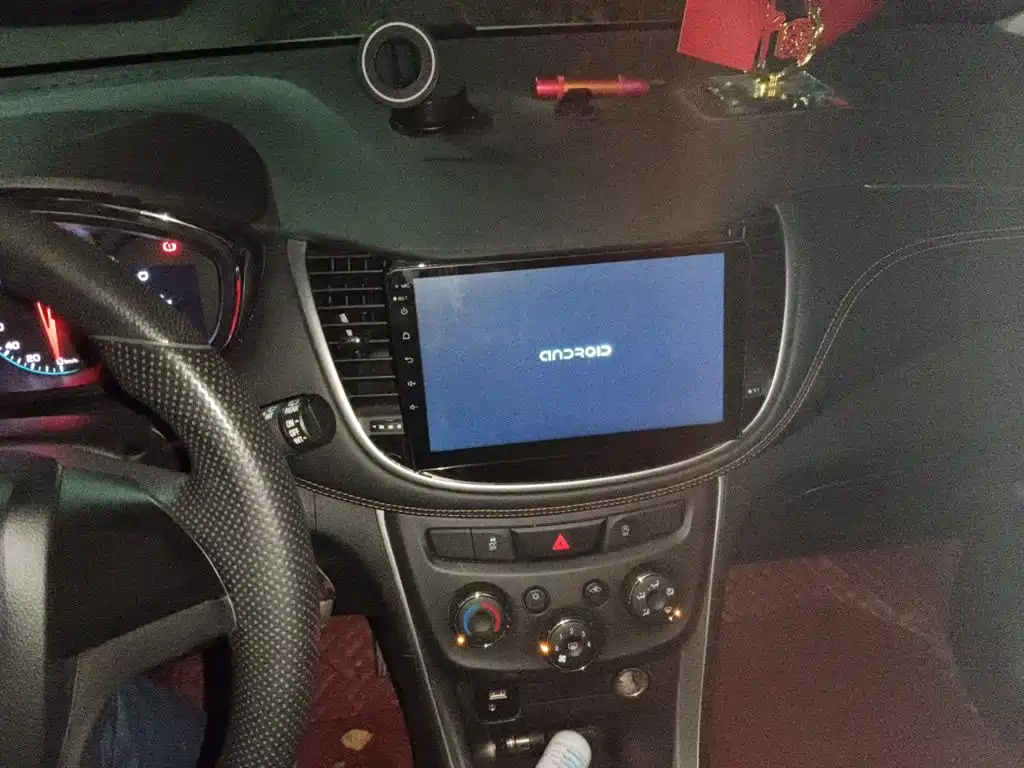 Chevrolet Trax — миниатюра 14