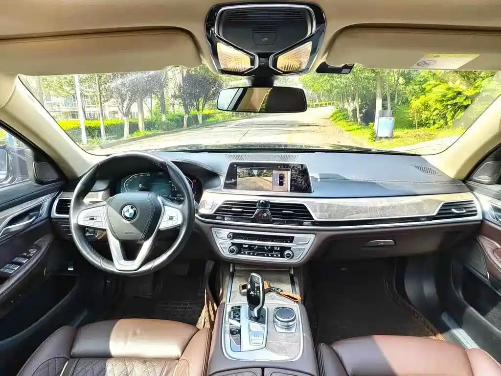 BMW 7 Series 7 2019 740Li Lead Luxury
