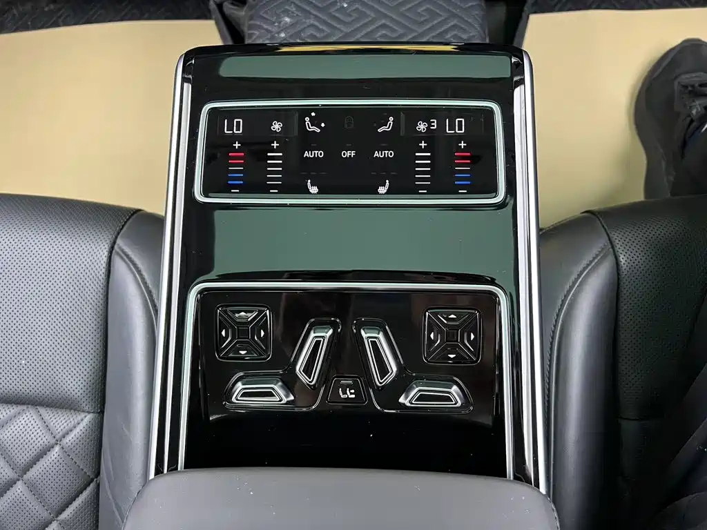Audi A8 — миниатюра 23