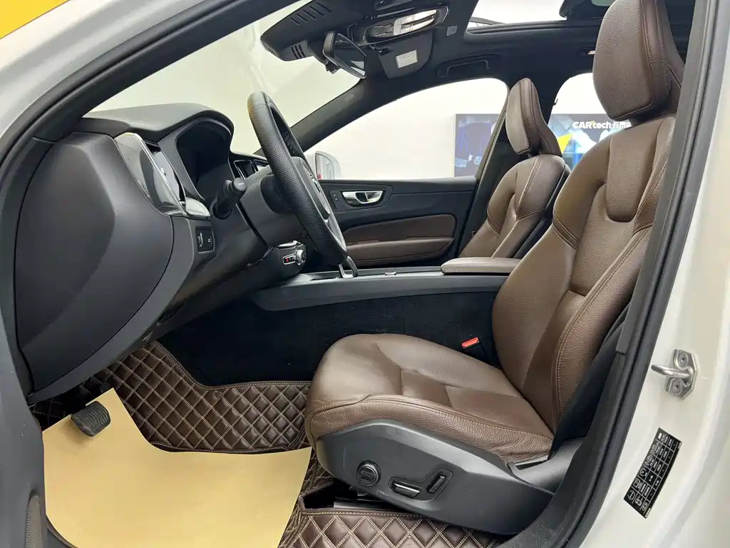 Volvo XC60 — миниатюра 18