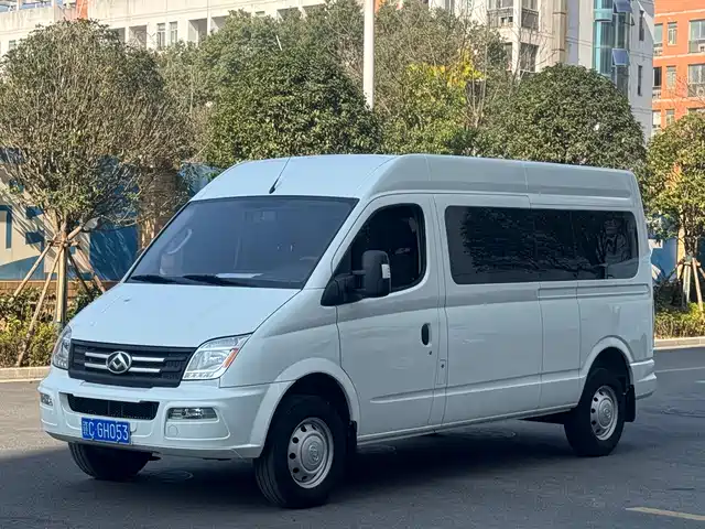saic-maxus xintu-v80