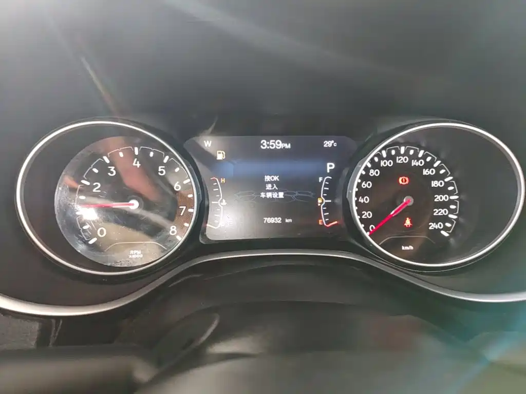 Jeep Compass — миниатюра 12