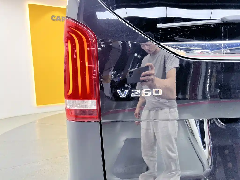 Mercedes-Benz V-Class — миниатюра 8