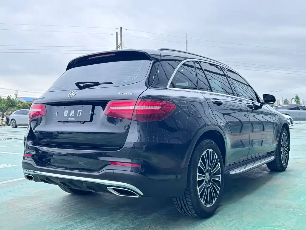 Mercedes-Benz GLC 2017 GLC 260 4MATIC