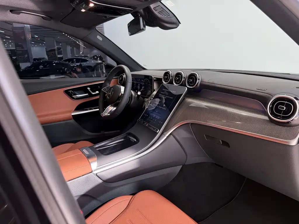 Mercedes-Benz GLC — миниатюра 9