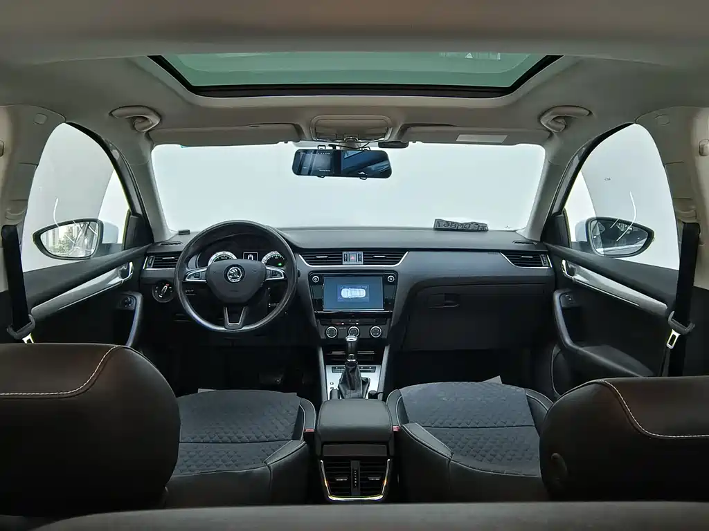 Skoda Octavia — миниатюра 6