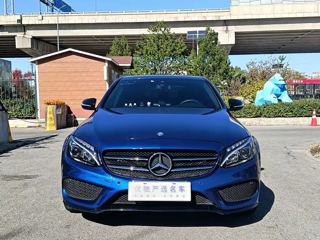 Mercedes-Benz C-Class — миниатюра 2