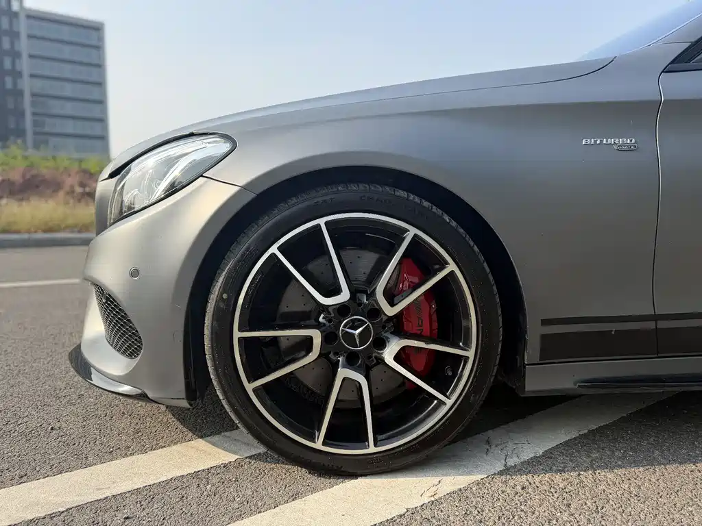 MERCEDES-BENZ C CLASS AMG