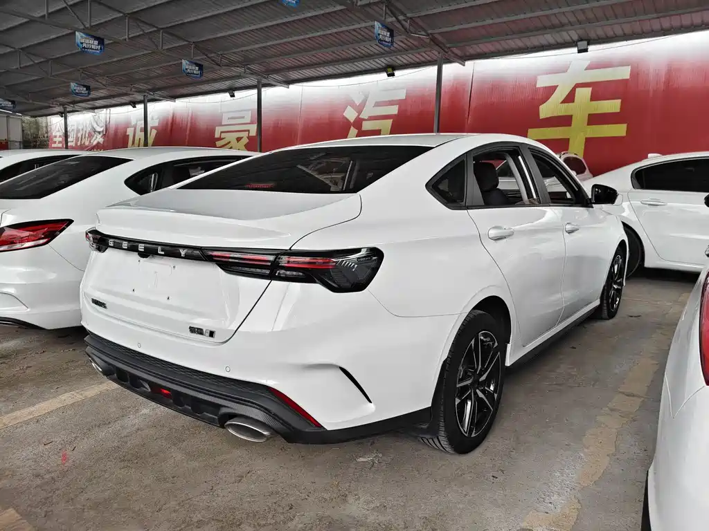 Geely Binrui — миниатюра 8