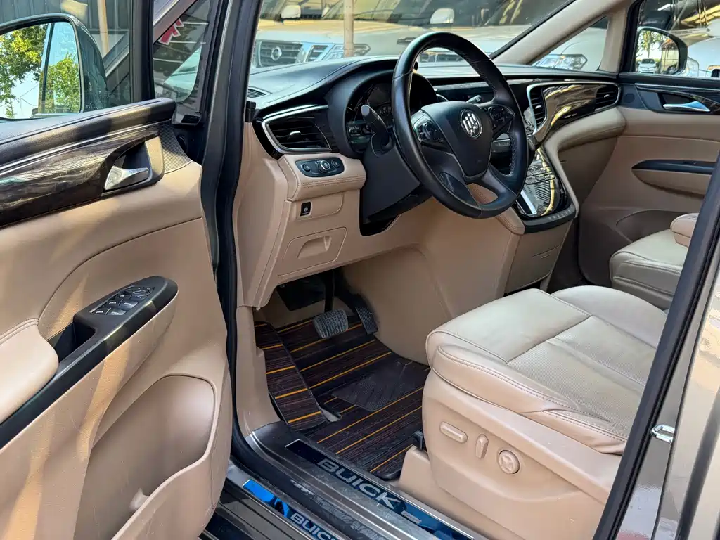 Buick GL8 — миниатюра 7