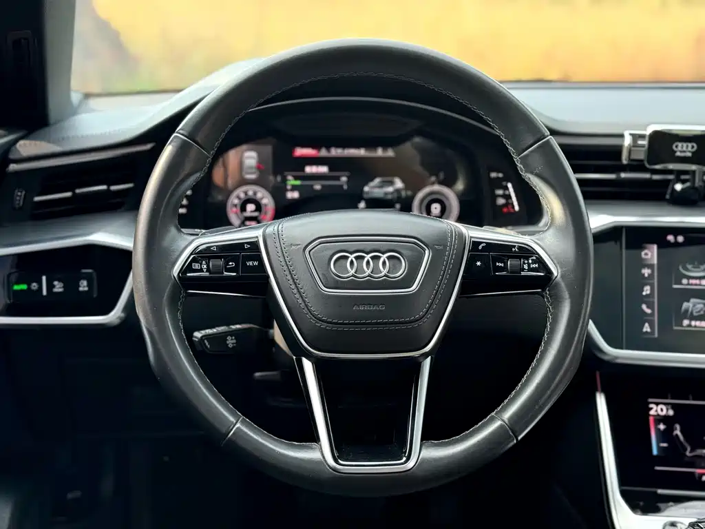 Audi A6L — миниатюра 10