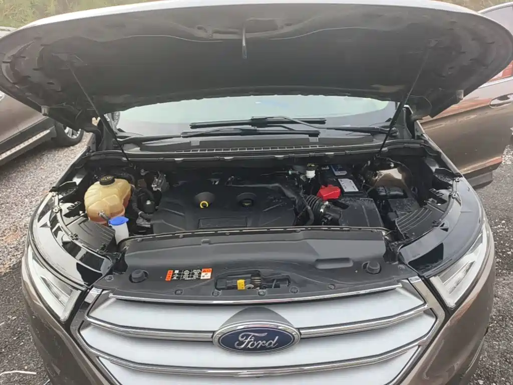 Ford Edge — миниатюра 20
