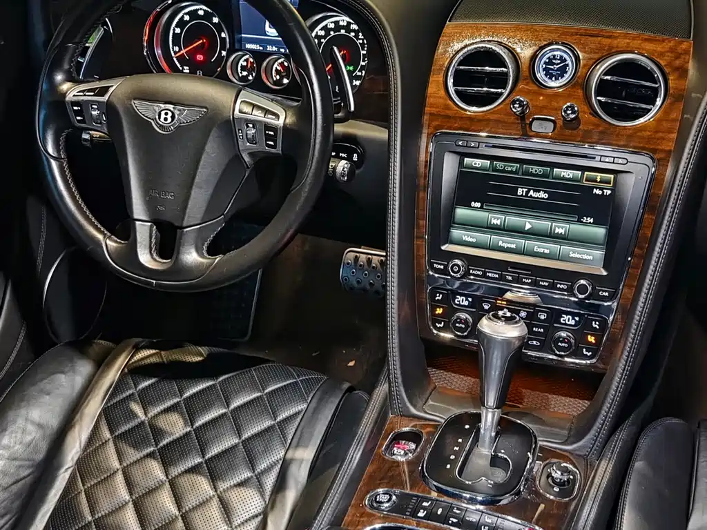 Bentley Continental — миниатюра 7
