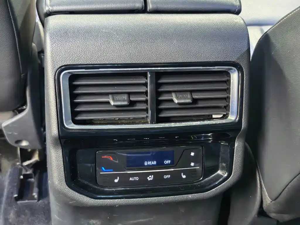 Volkswagen Teramont — миниатюра 11