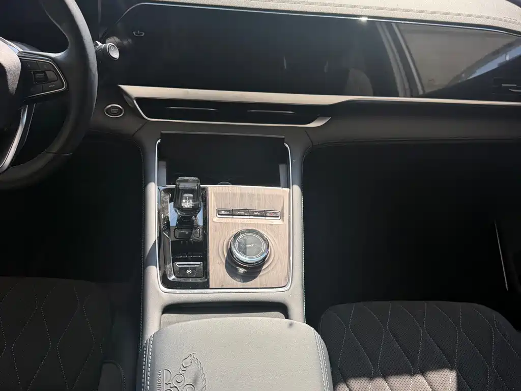 Geely Xingyue L — миниатюра 6