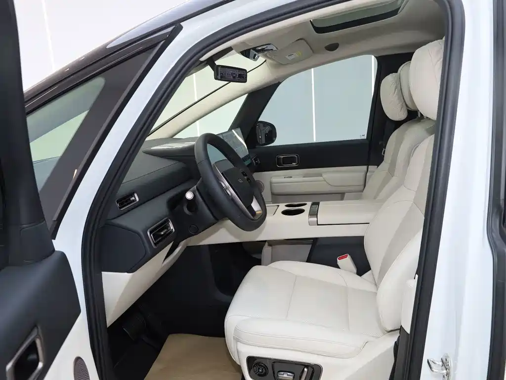 Li Auto Li MEGA — миниатюра 11