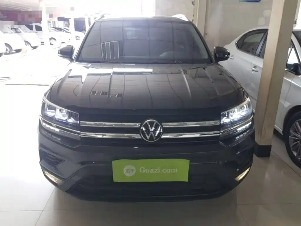 Volkswagen Tharu — миниатюра 3