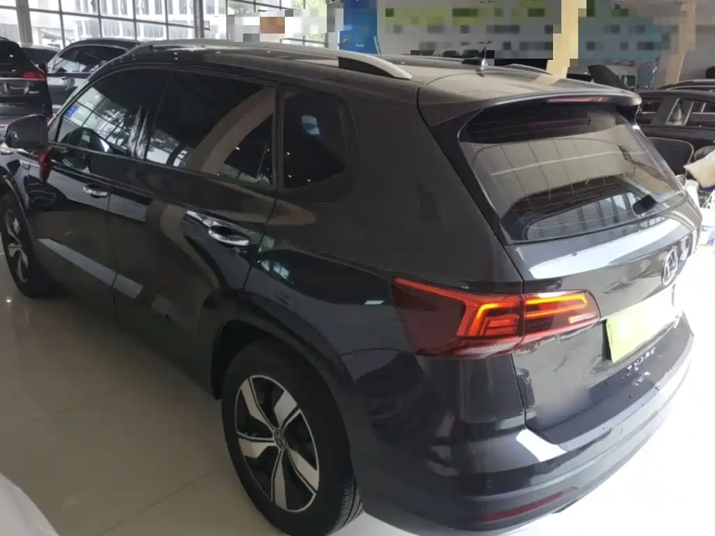 Volkswagen Tharu — миниатюра 5