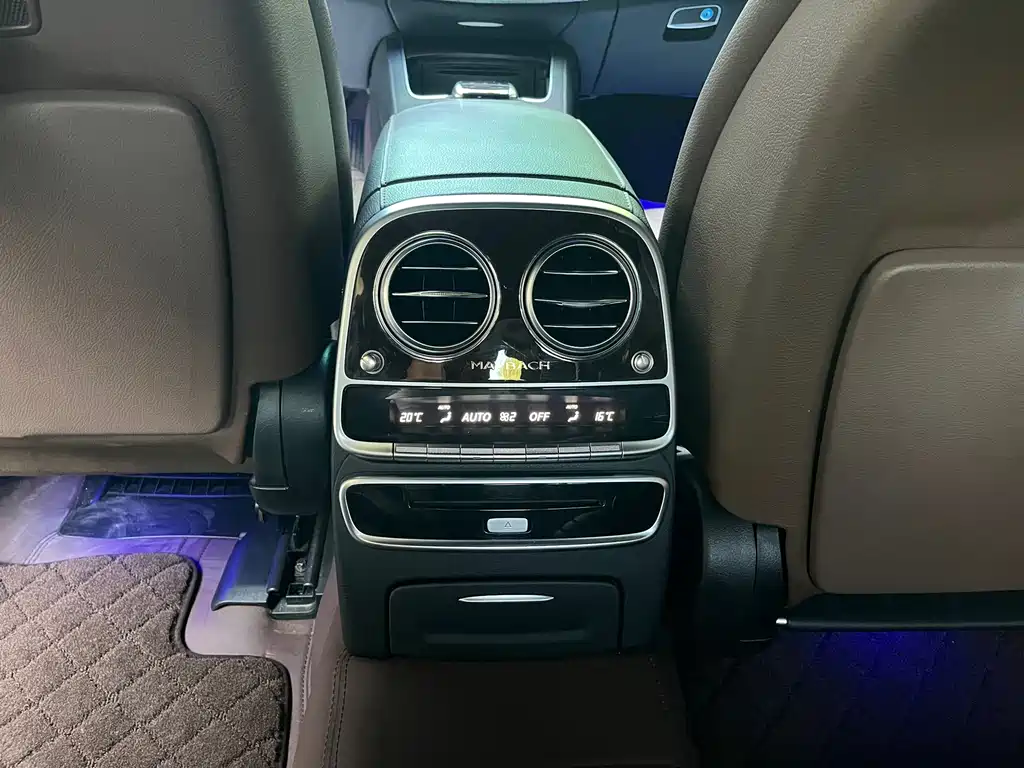 Mercedes-Benz S-Class — миниатюра 8
