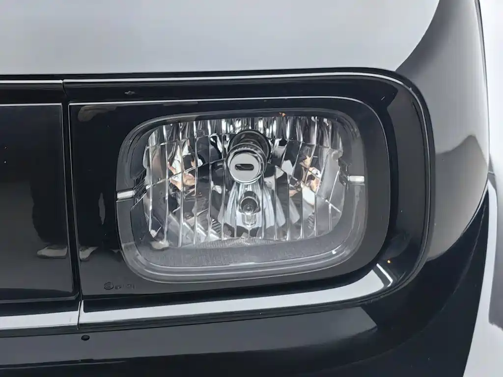 Baojun KiWi EV — миниатюра 7