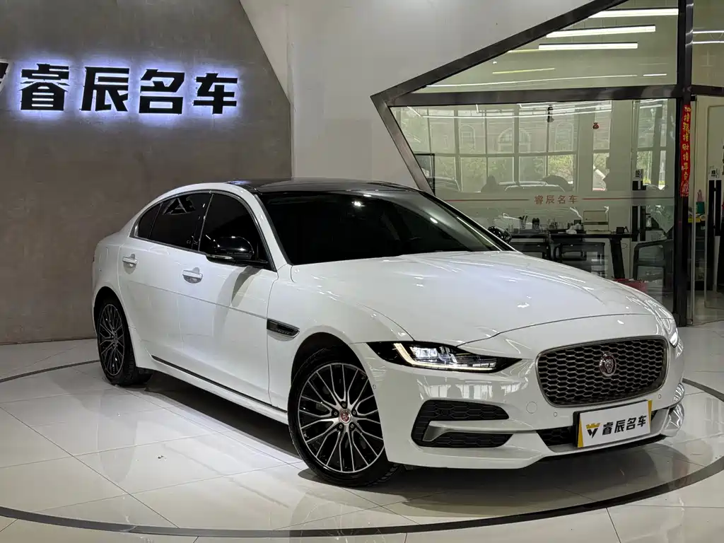 Jaguar XEL 2020