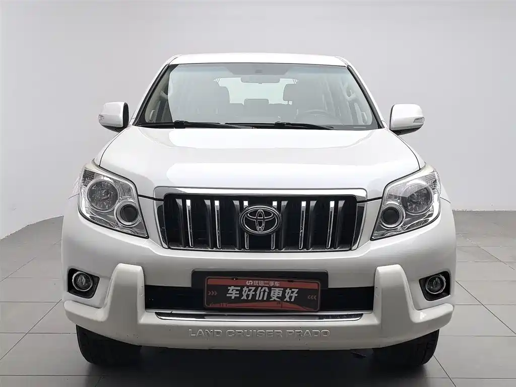 Toyota Land Cruiser Prado 2010 2.7L AT Standard