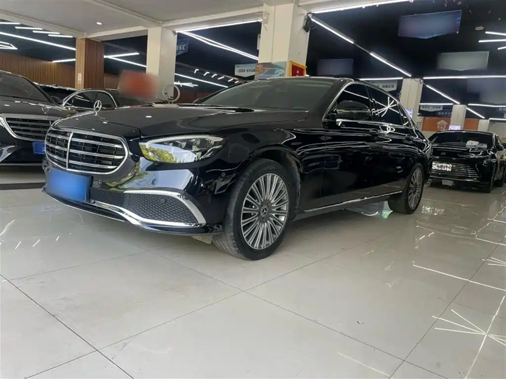 Mercedes-Benz E-Class 2023