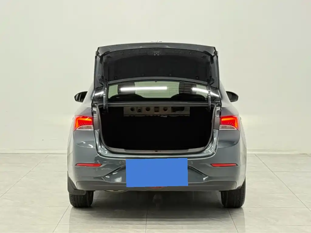 Buick Excelle — миниатюра 11