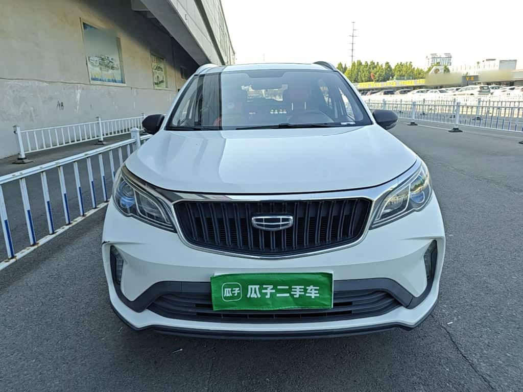 Geely Vision X3 1.5 л 2021 г. Белый, пробег 35100 км