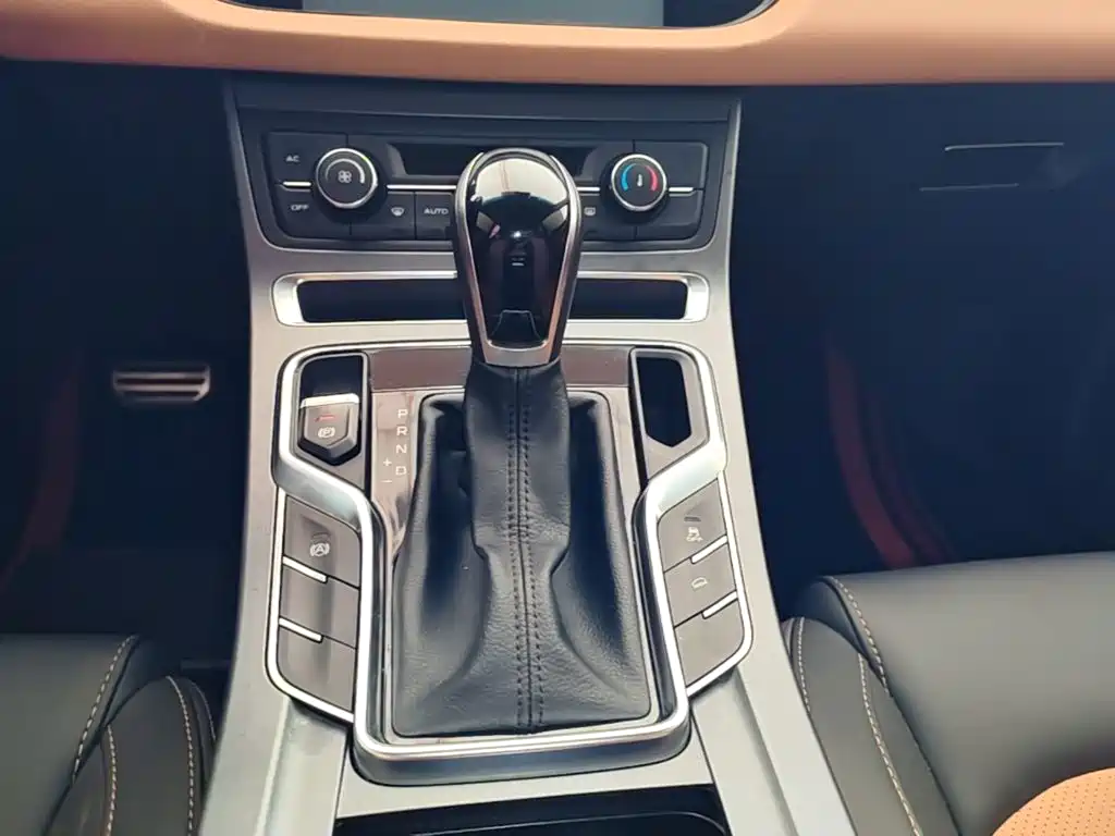 Geely Vision S1 — миниатюра 14