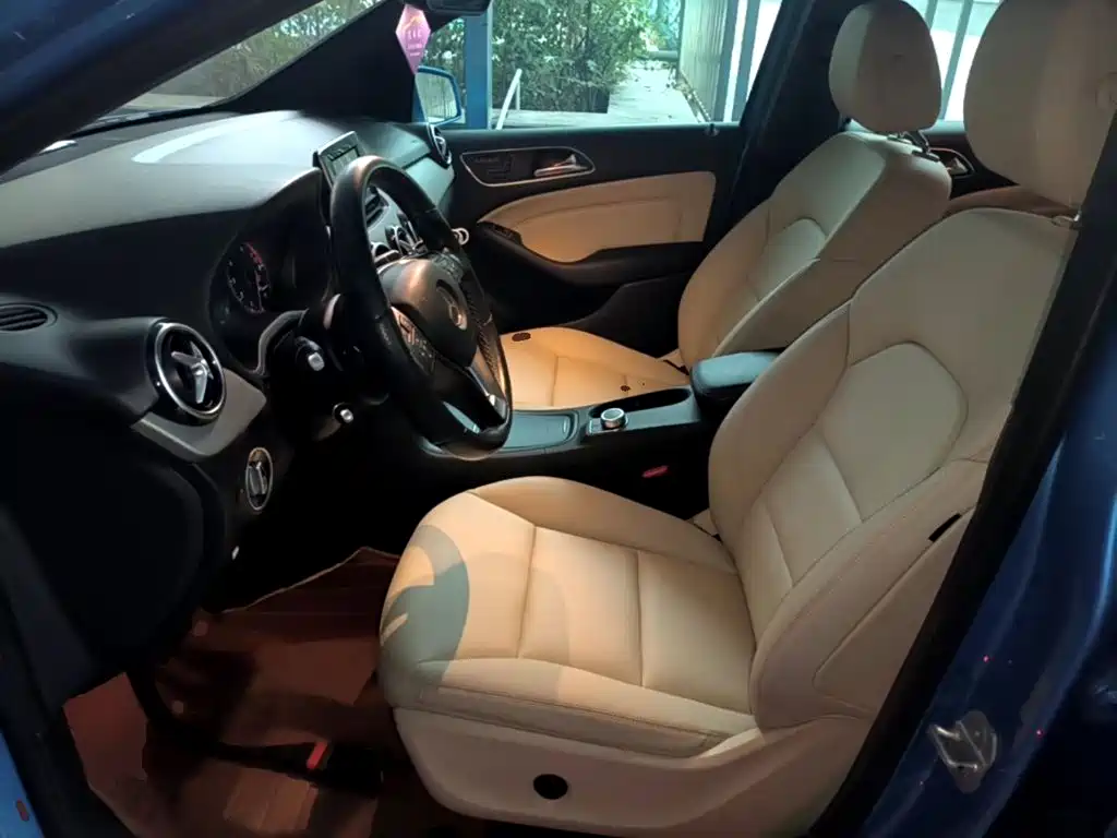 Mercedes-Benz B-Class — миниатюра 15