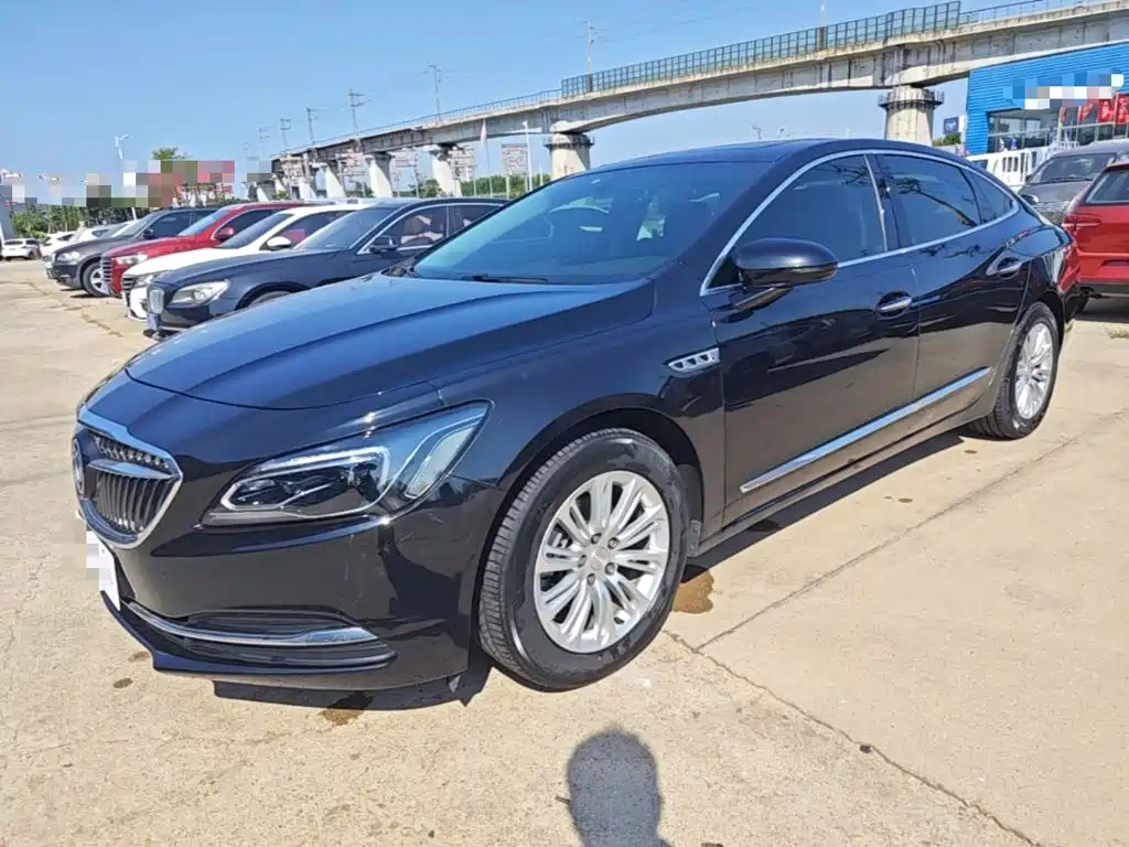 Buick LaCrosse — миниатюра 2