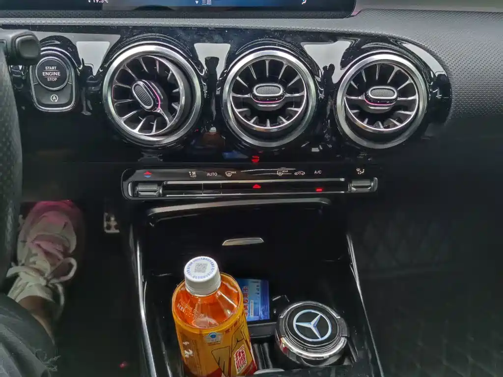 Mercedes-Benz CLA AMG — миниатюра 13