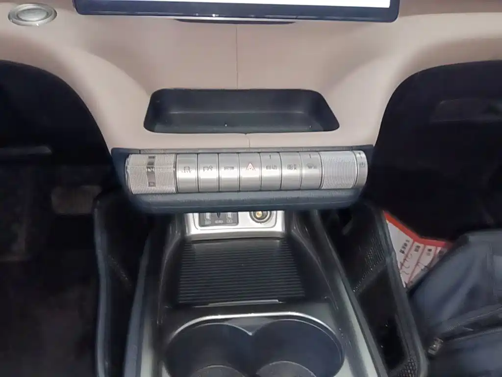 BYD Dolphin — миниатюра 14