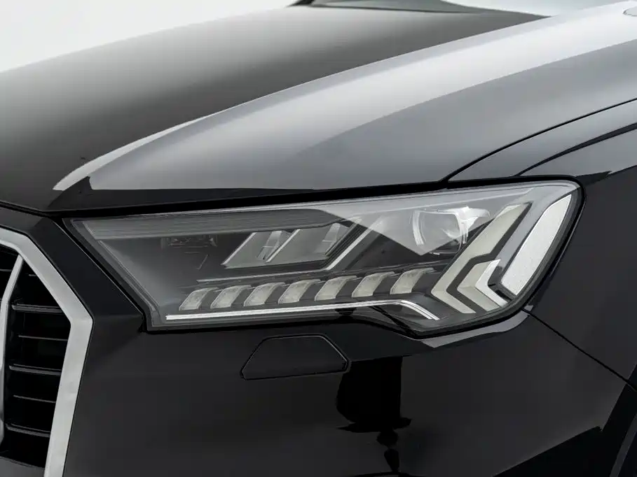 Audi Q7 — миниатюра 22