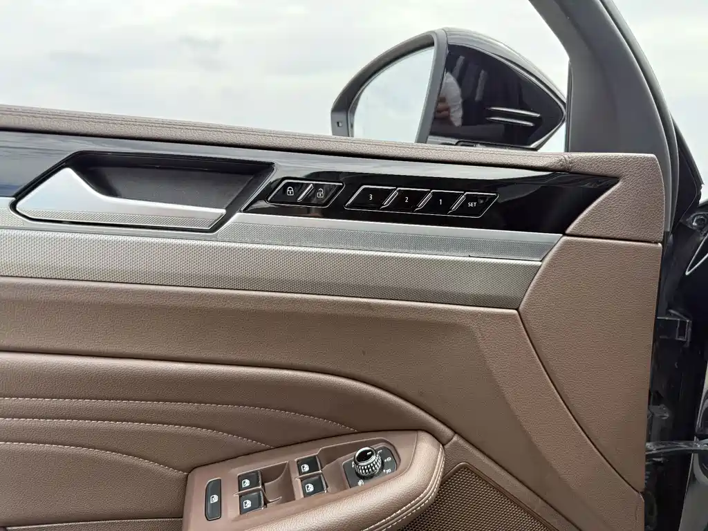 Volkswagen Phideon — миниатюра 13