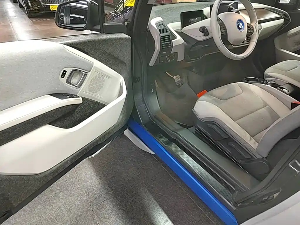 BMW i3 (Import) — миниатюра 16